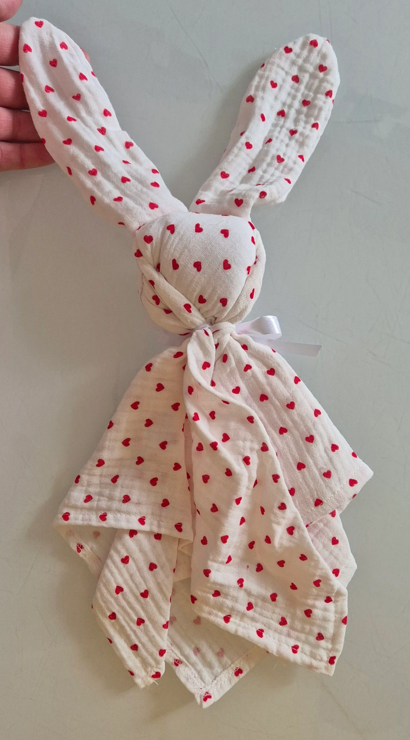 Customizable red heart plush – photo 2